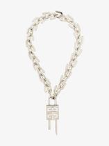 aespa カリナ着用　GIVENCHY　G Link padlock necklace