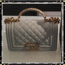 CHANEL トップハンドル フラップ バッグ 上品レザー BOY CHANEL