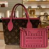 Louis Vuitton トートバッグ 【リバーシブルで気分もあがる】LouisVuitton ミニバック　2WAY(3)