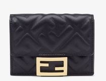 FENDI 　フェンディ　財布　二つ折り財布　ミニ財布 ブラック