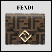 即納【国内発送】★関税無し★FENDI FFダイヤモンド財布 ギフト