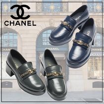 【CHANEL】《24K》フロントチェーン♢ ローファー