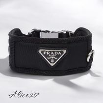 人気のペットグッズ☆ [PRADA] ロゴ入り 犬用 首輪