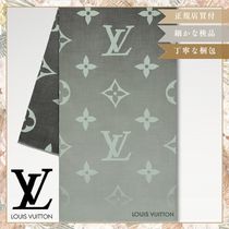 《柔らかく包み込む》LV Monogram グラデーションストール