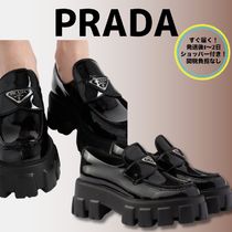 【すぐ届く】PRADA モノリス パテントレザー ローファー