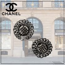 花びらのようなチェーンが魅力的♪【CHANEL】《24A》ピアス