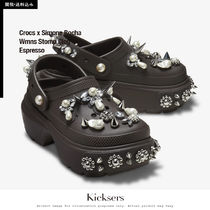 Crocs x Simone Rocha Wmns Stomp Clog Espresso シモーネロシャ