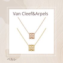 入手困難！Van Cleef&Arpels ペルレ クローバー ペンダント 18K