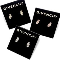 GIVENCHY クリスタル ノット ピアス