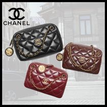 【コンパクトでおしゃれ】CHANEL ミニカメラケース