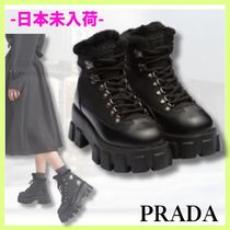 【直営店】PRADA モノリスレザーとリナイロンのアンクルブーツ