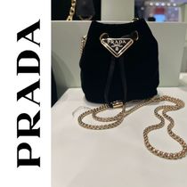 新作【PRADA】ベルベット ミニポーチ