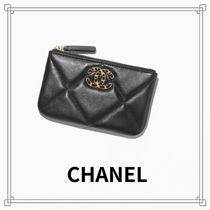 【内側もかわいい】CHANEL★19 ミニポーチ　2425Cruise