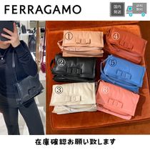 SALE♪関税込【 FERRAGAMO】VIVA ショルダーバッグ