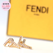 FENDI First Fロゴ ピアス ゴールドトーン 8AH725