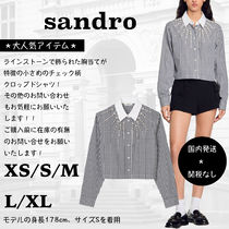 ＊ SANDRO 　ラインストーンプラストン付き クロップドシャツ ＊