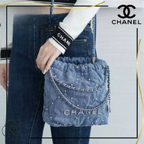 デニムでカジュアルにも♪【CHANEL】CHANEL22 ミニ ハンドバッグ