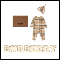 ギフトに！【Burberry】クロード柄 ベビーセット ボックス付き