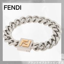 すぐ届く　FENDI パラジウム＆ゴールドカラー ブレスレット