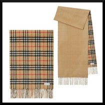 BURBERRY Cashmere Reversible Scarf