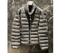 【VIPセール】MONCLER（モンクレール）ダウンジャケット