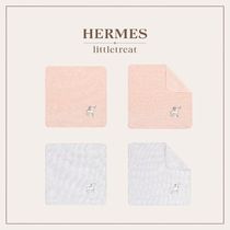 【ギフトにおすすめ】Hermes タオルハンカチ カレ カブリオル