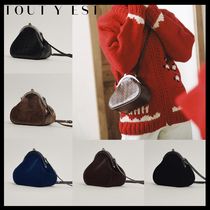 【TOUT Y EST】トゥティエ SAC TREFLE ★韓国人気★ 追跡付