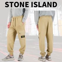 関税込【STONE ISLAND】Fleece Pants★Biscuit★ロゴ入り パンツ
