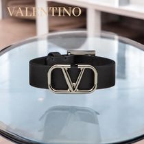 Valentino 【関税込】Vロゴ シグネチャー レザー ブレスレット