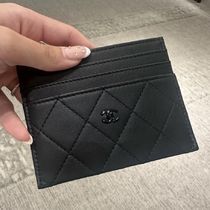 so black【CHANEL】オールブラック　新型カードケース　ギフト