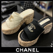 履くだけでスタイルがよく見える★CHANEL　シャネル　サンダル