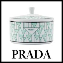 【希少】PRADA プラダ Porcelain box ロゴ ジュエリーボックス