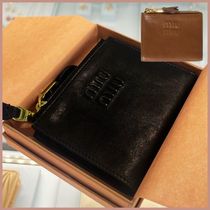 《洗練されたデザイン》【miumiu】小さなナッパレザーの財布