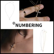 【Numbering】3729MINI ROUND BRILLIANT GRADIENT CROSSNECKLACE