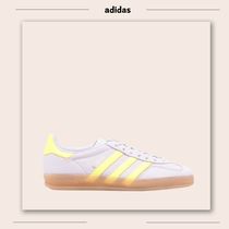 〈adidas〉ガゼル インドア スニーカー（関税込み）