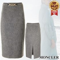 【MONCLER】 モンクレール ロゴベルト装飾スカート グレー