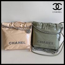 国内発送【お洒落で可愛いレアカラー】CHANEL22ミニハンドバッグ