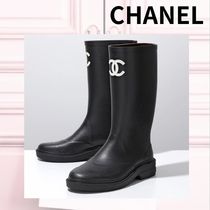 【雨や雪の日も楽しめる】CHANEL レインブーツ ラバーロング