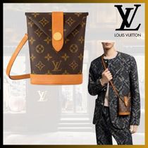 【小物を手軽に持ち歩く】Louis Vuitton エンベロープポーチ