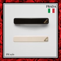 直営店★PRADA★プレキシガラスのヘアクリップ