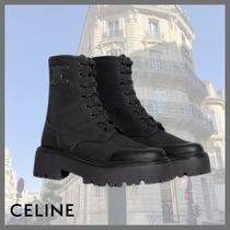新作★CELINE〈バルキー レースアップ ブーツ ロゴ ブラック〉