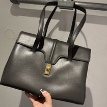 【CELINE】現地セール！ミディアム 16 セーズ 大人バッグ