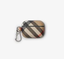 【BURBERRY】AirPods Pro 2 Case ケース