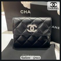 《時代を超える美しさを★》CHANEL 3つ折り財布