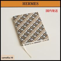 大人の存在感【HERMES】シルクノート 《シルキー・アンクル》