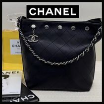 【スタッズがオシャレ♪♪】CHANEL ショルダーバッグ