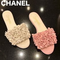 《可愛い足元に》CHANEL ミュール