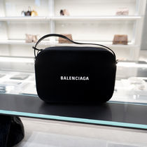 ★BALENCIAGA★ 608654 EVERYDAY カメラバッグ