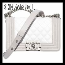 上品エレガント【CHANEL】BOY CHANEL スモール ハンドバッグ