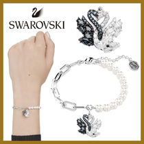 白鳥モチーフが魅力的*SWAROVSKI*Swanブレスレット*華奢チェーン